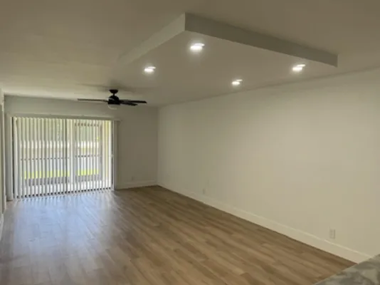 Property Slideshow image 2 of 11 | 7674 tahiti ln 101, Lake Worth, FL, 33467