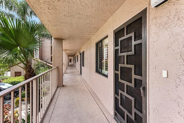 Property Slideshow image 2 of 58 | 7280 amberly ln apt 208, Delray Beach, FL, 33446