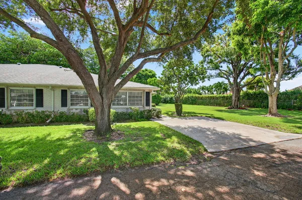 Property Slideshow image 2 of 64 | 10170 40th way s # 258, Boynton Beach, FL, 33436