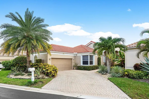 Property Slideshow image 2 of 58 | 6141 evian pl, Boynton Beach, FL, 33437