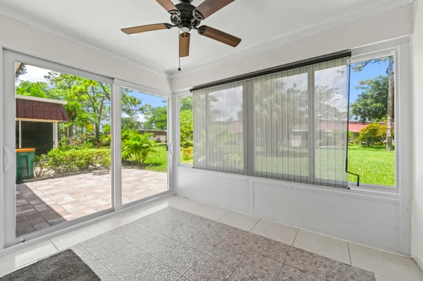 Property Slideshow image 3 of 27 | 647 marlboro oval, Lake Worth, FL, 33467
