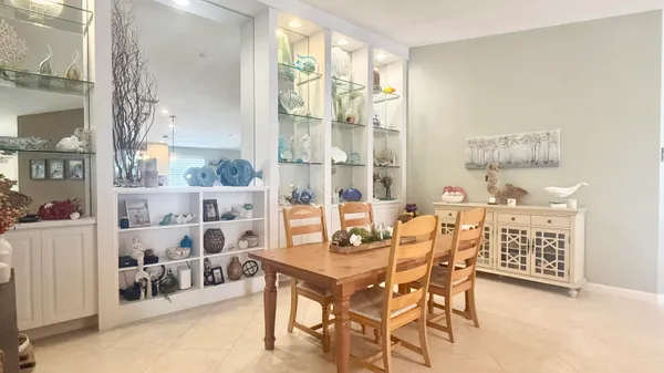 Property Slideshow image 3 of 57 | 7831 olympia dr, West Palm Beach, FL, 33411