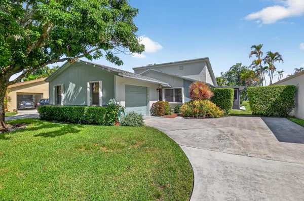 Property Slideshow image 2 of 55 | 2455 nw 10th st, Delray Beach, FL, 33445