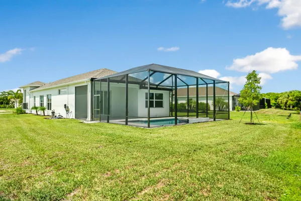 Property Slideshow image 3 of 27 | 2148 falls cir, Vero Beach, FL, 32967