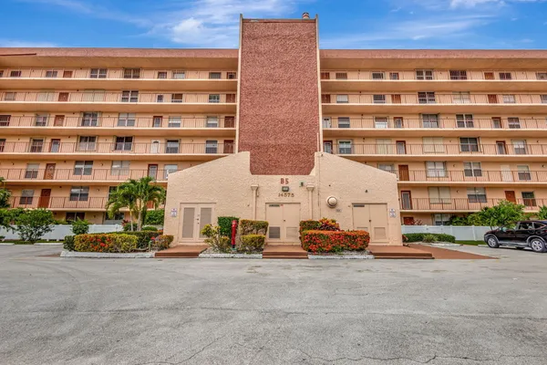 Property Slideshow image 2 of 62 | 14575 bonaire 605 blvd 605, Delray Beach, FL, 33446