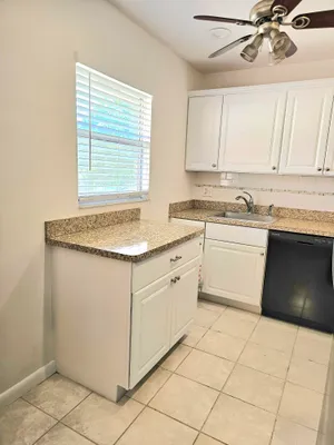 Property Slideshow image 3 of 25 | 653 saxony, Delray Beach, FL, 33446