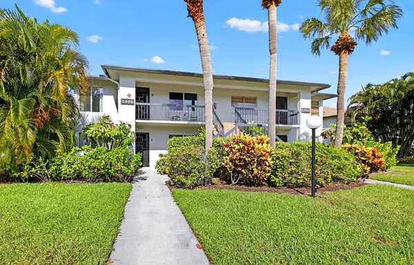 Property Slideshow image 3 of 73 | 5880 sugar palm ct b, Delray Beach, FL, 33484