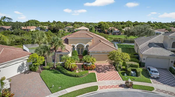 Property Slideshow image 3 of 42 | 9783 via grandezza, Wellington, FL, 33411