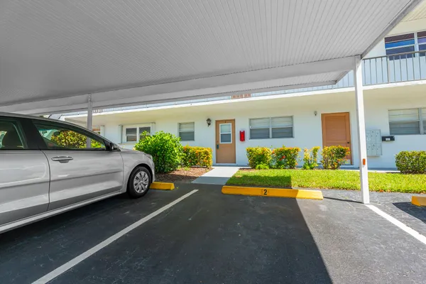 Property Slideshow image 3 of 20 | 2950 se ocean blvd 7-2, Stuart, FL, 34996