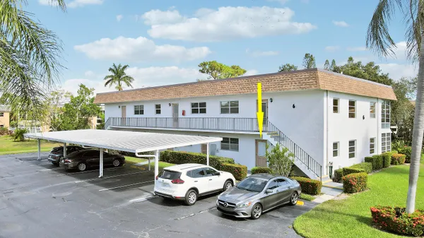 Property Slideshow image 2 of 19 | 2950 se ocean blvd 6-3, Stuart, FL, 34996