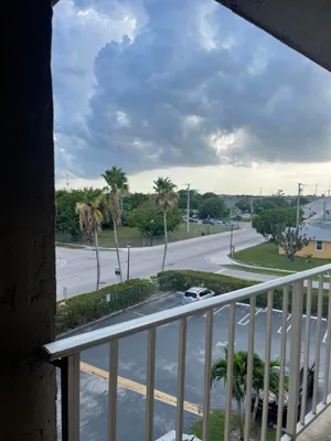 Property Slideshow image 2 of 20 | 2300 ne 1st ln 4020, Boynton Beach, FL, 33435