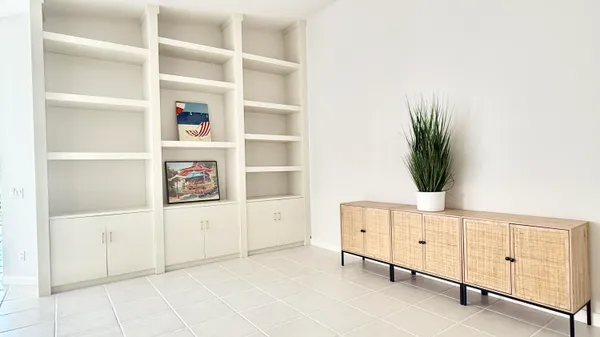 Property Slideshow image 3 of 52 | 7701 pine island way, West Palm Beach, FL, 33411