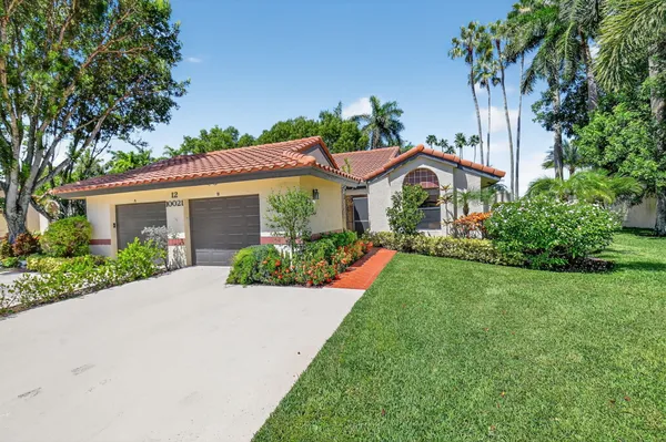 Property Slideshow image 3 of 36 | 10021 andrea ln b, Boynton Beach, FL, 33437