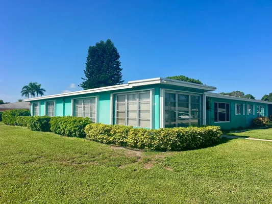 Property Slideshow image 3 of 34 | 330 main blvd a, Boynton Beach, FL, 33435