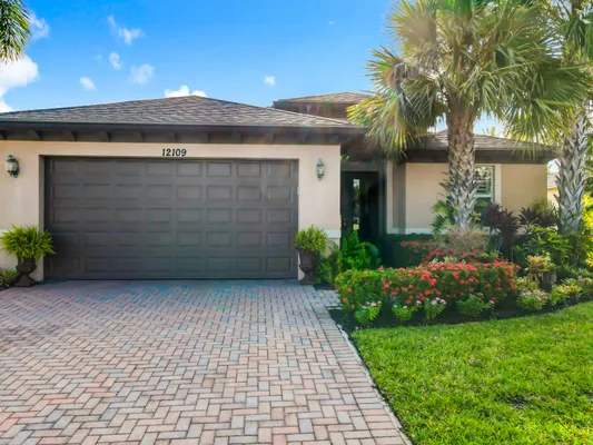 Property Slideshow image 3 of 113 | 12109 sw bennington cir, Port Saint Lucie, FL, 34987