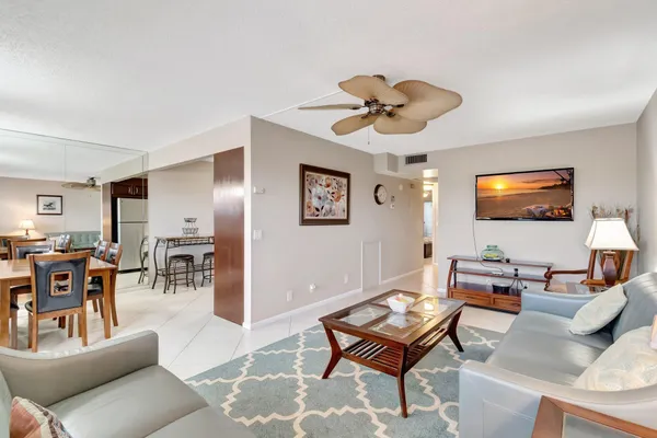 Property Slideshow image 2 of 88 | 4049 wolverton c c, Boca Raton, FL, 33434