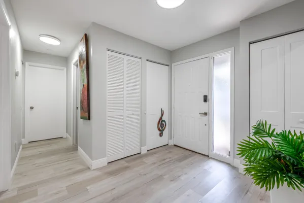 Property Slideshow image 3 of 29 | 403 northgate ct, Royal Palm Beach, FL, 33411