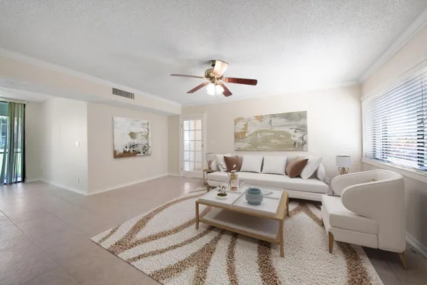 Property Slideshow image 3 of 20 | 5310 las verdes cir 118, Delray Beach, FL, 33484