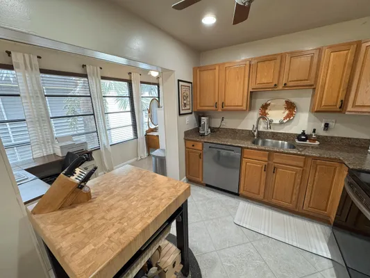 Property Slideshow image 2 of 36 | 79 capri b # 79, Delray Beach, FL, 33484