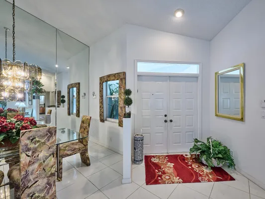 Property Slideshow image 2 of 25 | 9758 harbour lake cir, Boynton Beach, FL, 33437
