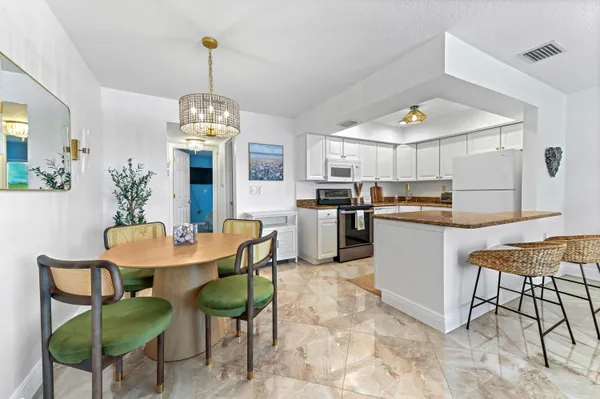 Property Slideshow image 3 of 23 | 2600 s kanner hwy f9, Stuart, FL, 34994