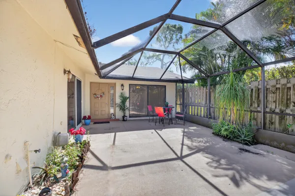 Property Slideshow image 2 of 56 | 714 nw 27th ave a, Delray Beach, FL, 33445