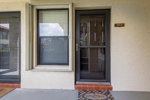 Property Slideshow image 2 of 40 | 511 sw south river dr 103, Stuart, FL, 34997