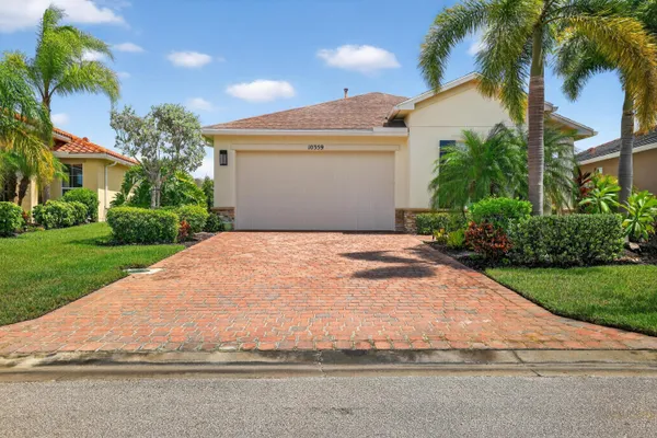 Property Slideshow image 2 of 29 | 10359 sw indian lilac trl, Port Saint Lucie, FL, 34987