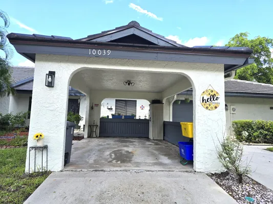 Property Slideshow image 2 of 53 | 10039 hickorywood pl, Boynton Beach, FL, 33437