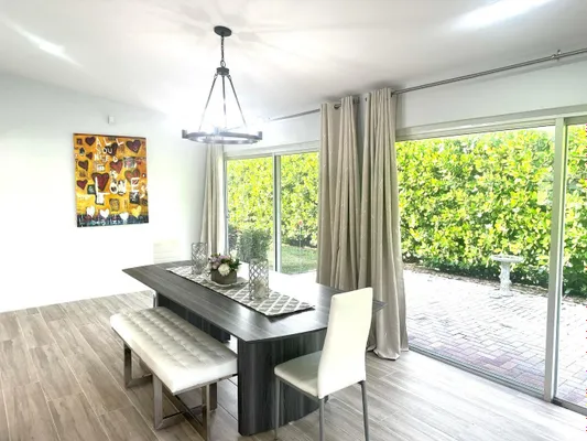 Property Slideshow image 3 of 10 | 10723 greentrail dr, Boynton Beach, FL, 33436