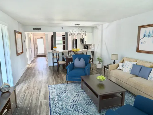 Property Slideshow image 2 of 10 | 14527 bonaire blvd 306, Delray Beach, FL, 33446