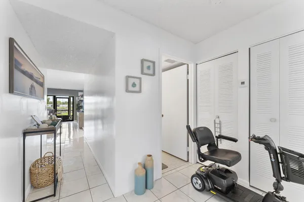 Property Slideshow image 2 of 27 | 7903 willow spring dr 1116, Lake Worth, FL, 33467