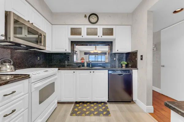 Property Slideshow image 2 of 78 | 7260 kinghurst dr 508, Delray Beach, FL, 33446