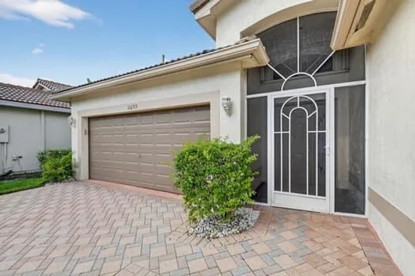 Property Slideshow image 3 of 50 | 10299 utopia cir, Boynton Beach, FL, 33437