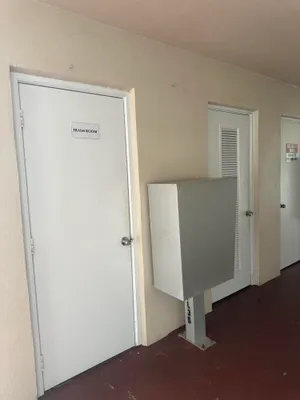 Property Slideshow image 3 of 26 | 2682 garden dr 107, Lake Worth, FL, 33461