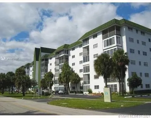 Property Slideshow image 3 of 27 | 4751 nw 21st st 303, Lauderhill, FL, 33313