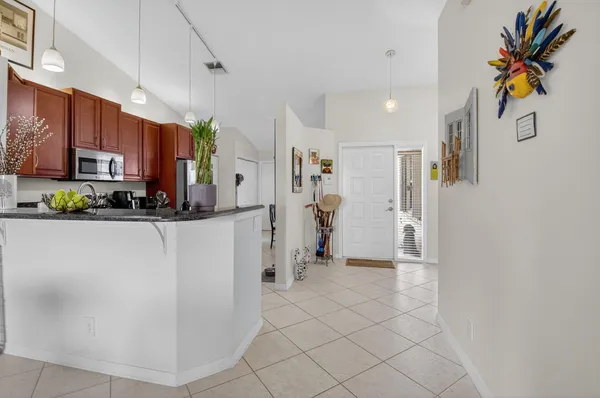 Property Slideshow image 3 of 59 | 6108 floral lakes dr, Delray Beach, FL, 33484