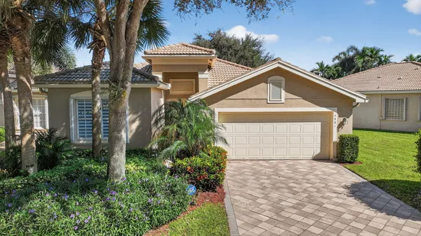 Property Slideshow image 3 of 73 | 6881 watertown dr, Boynton Beach, FL, 33437
