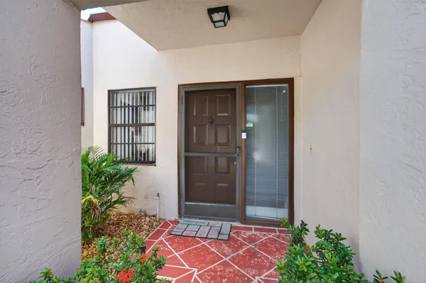 Property Slideshow image 3 of 45 | 6272 kings gate cir, Delray Beach, FL, 33484