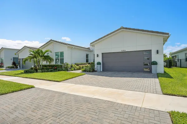 Property Slideshow image 2 of 40 | 10406 sw aquila way, Port Saint Lucie, FL, 34987