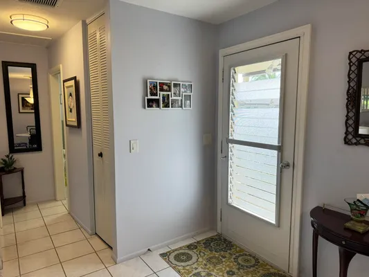 Property Slideshow image 2 of 20 | 2822 crosley dr e, West Palm Beach, FL, 33415