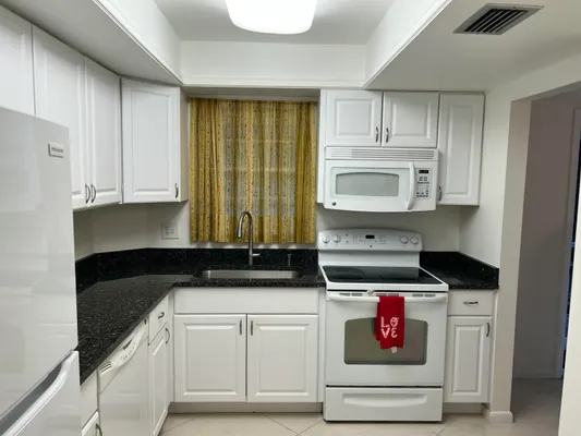 Property Slideshow image 2 of 24 | 18081 se country club dr # 7-69, Jupiter, FL, 33469