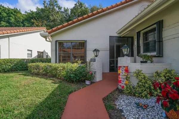 Property Slideshow image 2 of 35 | 9916 pavarotti ter apt 101, Boynton Beach, FL, 33437