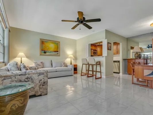Property Slideshow image 2 of 22 | 231 tilford k # 231, Deerfield Beach, FL, 33442