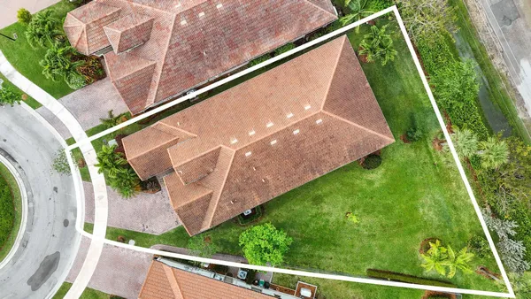 Property Slideshow image 2 of 45 | 9657 kalmar cir, Parkland, FL, 33076