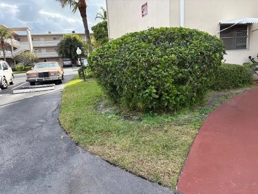 Property Slideshow image 2 of 26 | 2682 garden dr 101, Lake Worth, FL, 33461