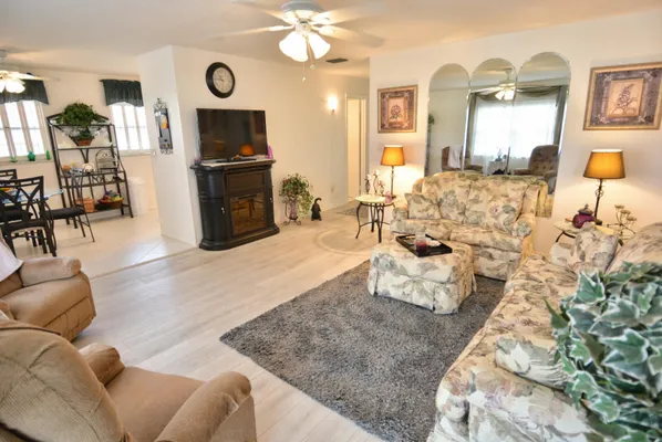 Property Slideshow image 3 of 35 | 1225 nw 21st st 309, Stuart, FL, 34994