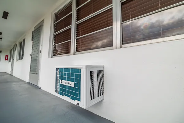 Property Slideshow image 2 of 28 | 120 northampton f, West Palm Beach, FL, 33417