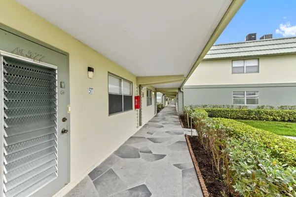 Property Slideshow image 2 of 30 | 577 monaco m, Delray Beach, FL, 33446