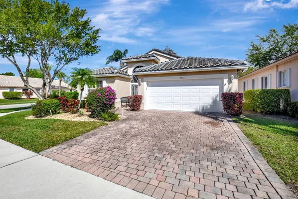 Property Slideshow image 2 of 58 | 5113 glenville dr, Boynton Beach, FL, 33437